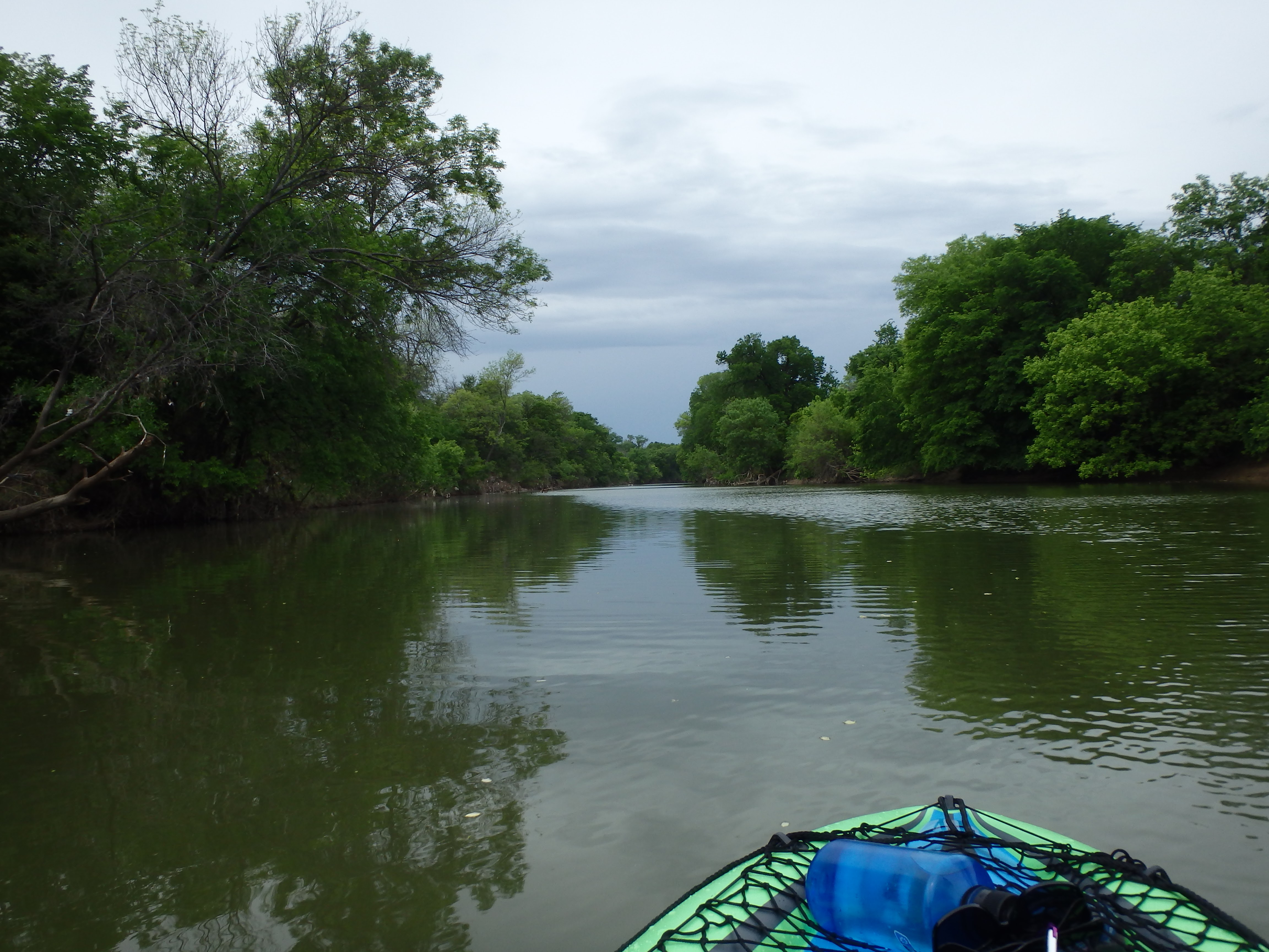 Kayking down the Trinity River
